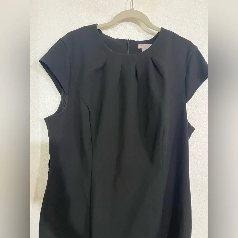 H&M size XL dress career, black pen dress plus size woman
